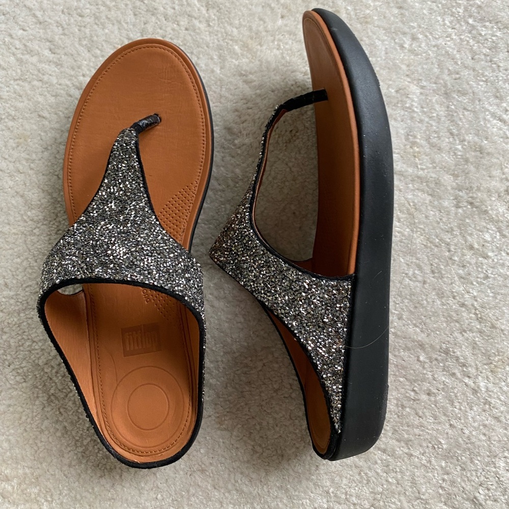 Fitflop brand dressy sandals size 9. New in box. Super comfortable.